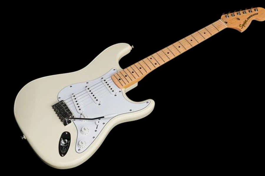 Squier Affinity Strat
