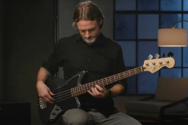 Fendersquierbass