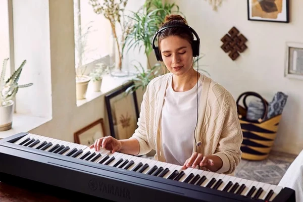 Yamaha P 45 CAPA