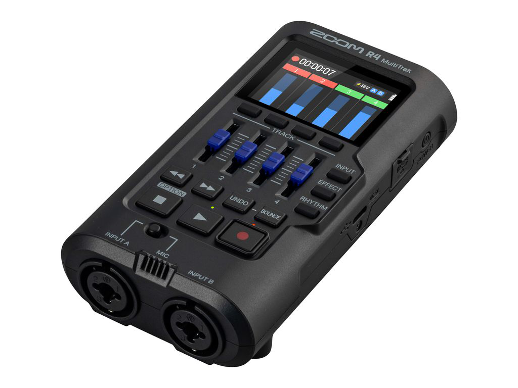 Zoom R4
