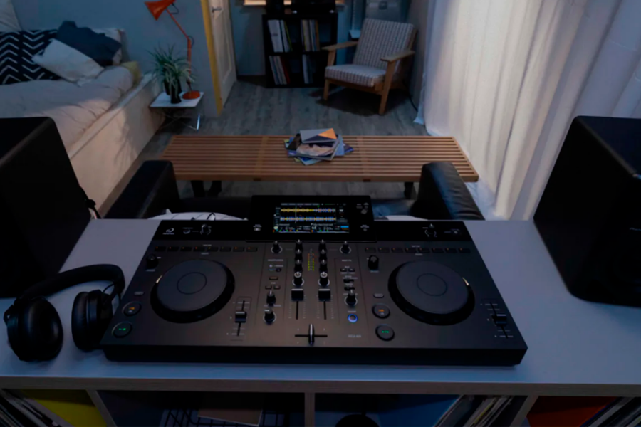 AlphaTheta XDJ-AN - AlphaTheta XDJ-AN: La Nueva Generación de Sistemas All-in-One para DJs